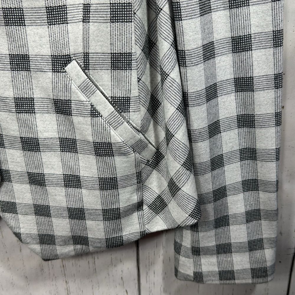 Cabi Gray Gingham Check Blazer Preppy Tailored Business Casual Jacket Workwear - Picture 9 of 16